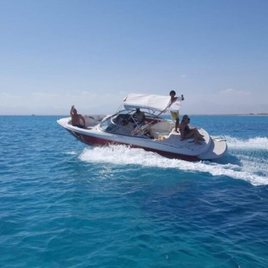 private speed boat