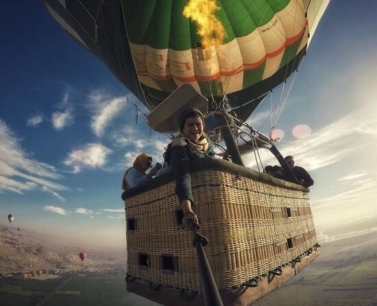 Hot Air Balloon in Luxor — image 3